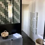 La Grande Maison מזמה